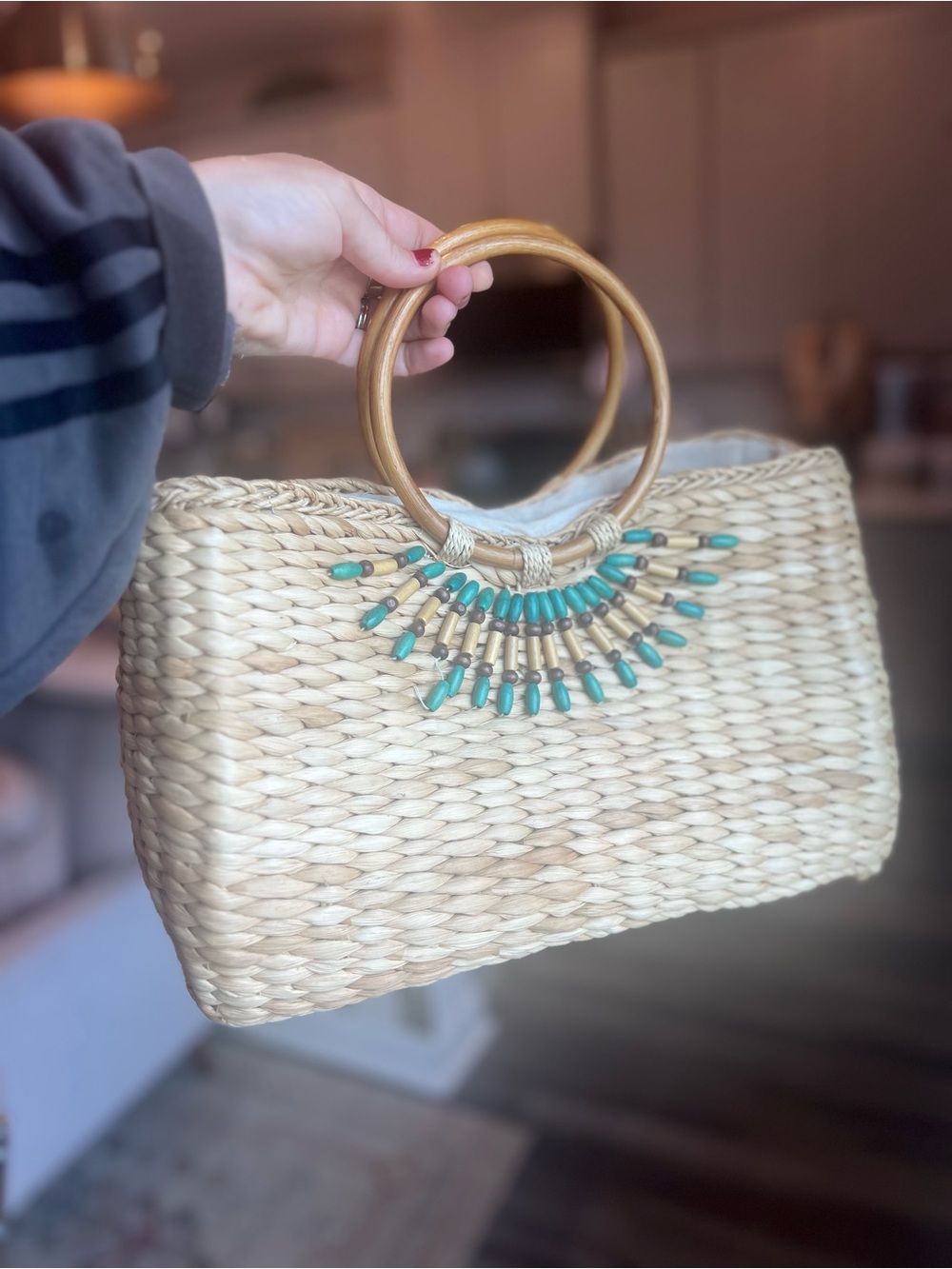 Source Unknown Natural Straw Tote with Turquoise Beads and Wooden Handles - Picture 3 of 9